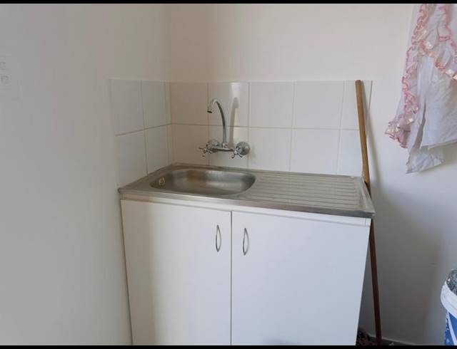 2 BEDROOM HOUSE FOR SALE IN WINDMILL PARK